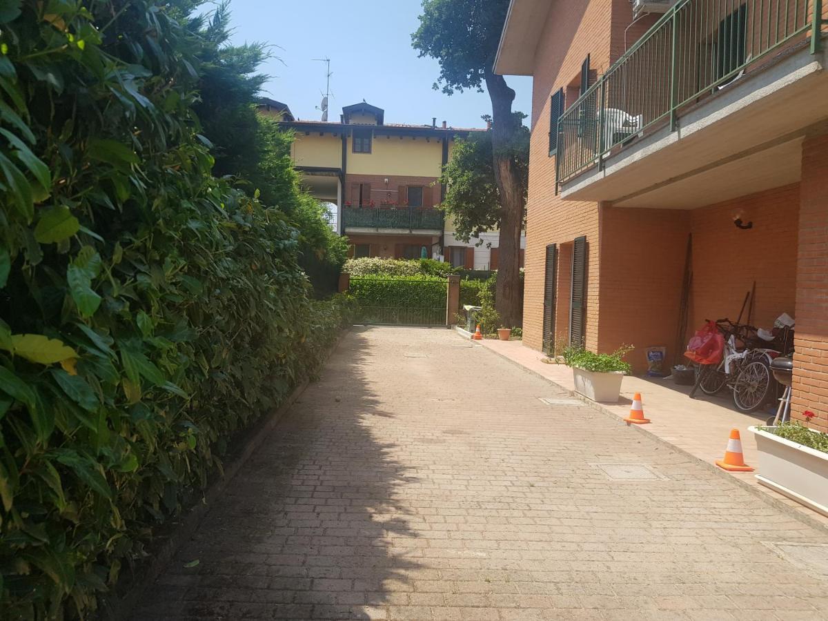 La Quercia Fiorita Hotel Trivolzio Buitenkant foto