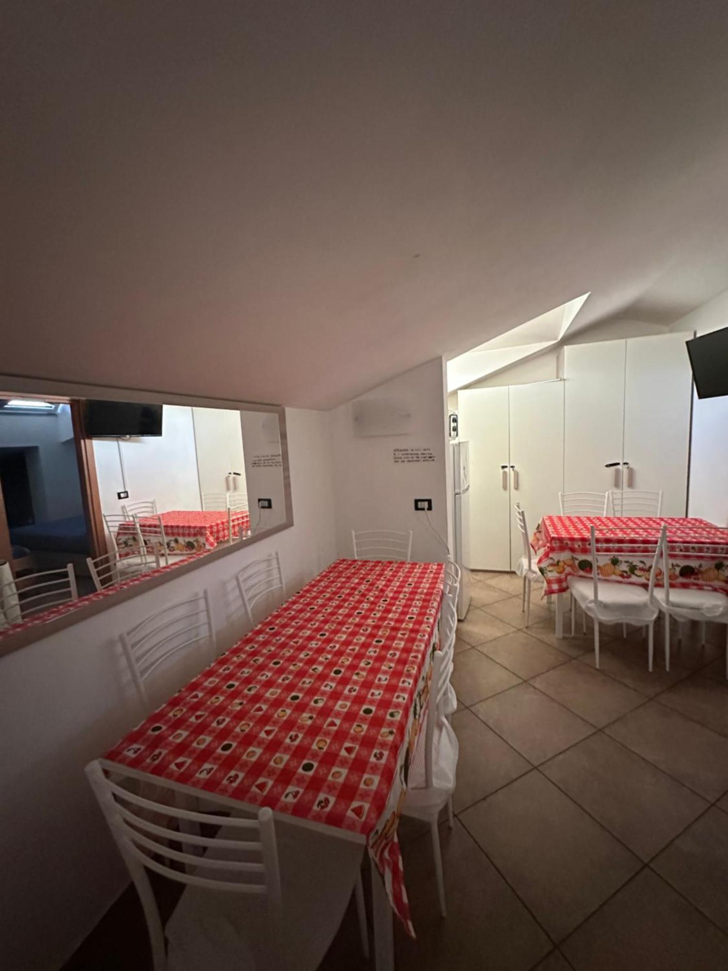 La Quercia Fiorita Hotel Trivolzio Buitenkant foto